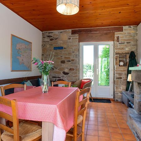 Vila Loustic Plomodiern Exteriér fotografie