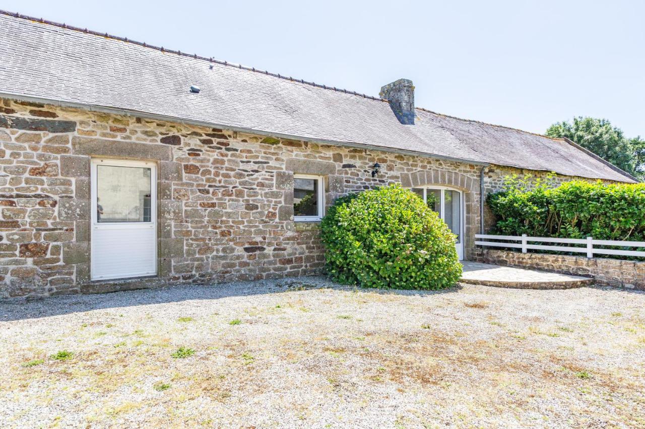 Vila Loustic Plomodiern Exteriér fotografie